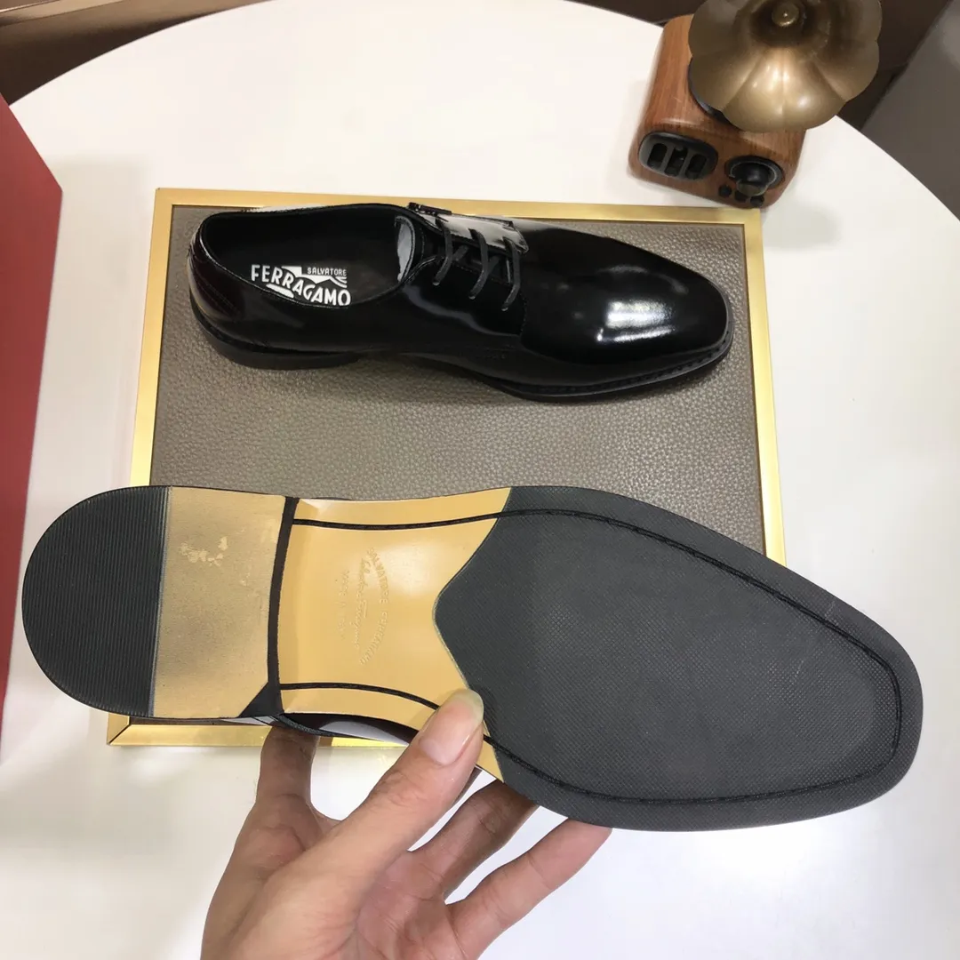 Men's shoes 💰540💰[Ferragamo/Ferragamo] (high-end Niuli) New 🍀 Ferragamo* - top version Ferragamo's classic formal leather shoes! Made of imported original cowhide, the inner top layer is comfortable cowhide lining! Original wear-resistant rubber outsole! High quality products! Code number 38-44!